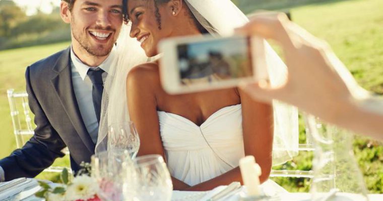Matrimonio 3.0 e abiti da sposa in un click