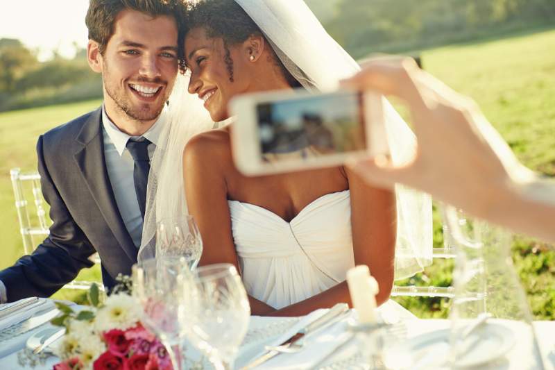 Matrimonio 3.0 e abiti da sposa in un click