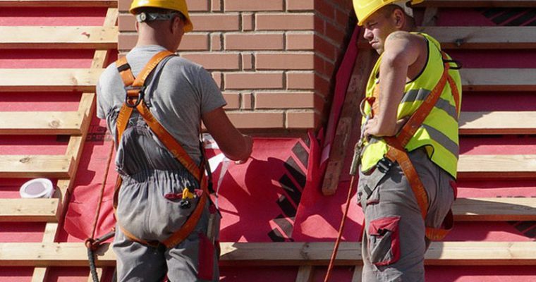 Ambiente di lavoro: come la pulizia e l’ordine possono contribuire a rendere più produttivi i lavoratori