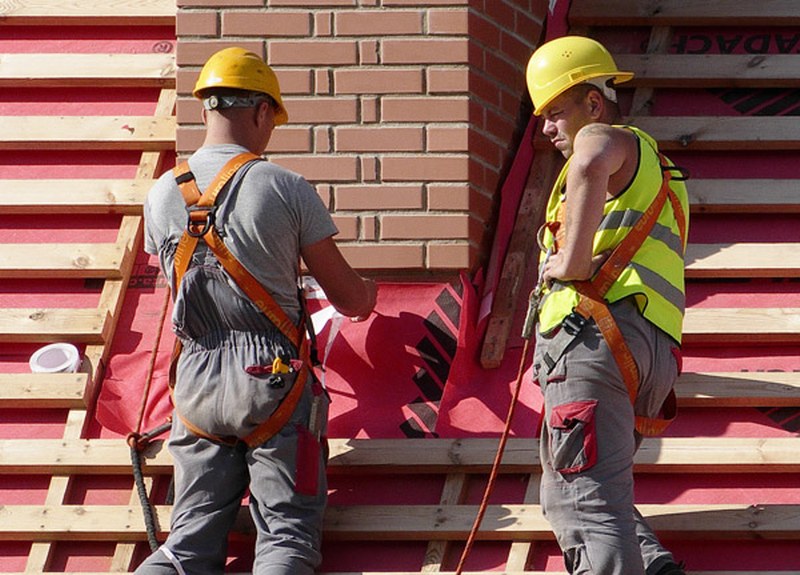 Ambiente di lavoro: come la pulizia e l’ordine possono contribuire a rendere più produttivi i lavoratori