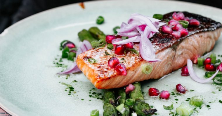 Salmone, tutti i benefici degli Omega3