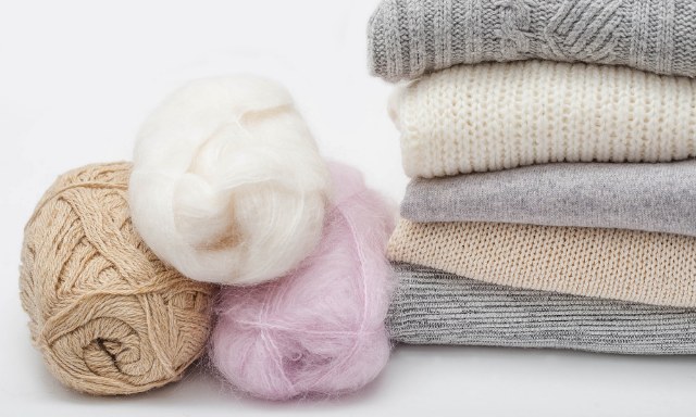 Come lavare, asciugare e smacchiare il cashmere