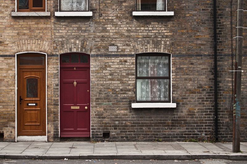 Porta di ingresso bloccata? Ecco i segreti per aprirla